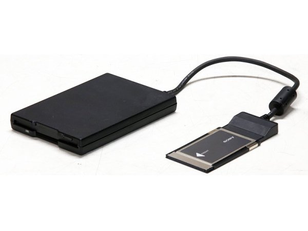 FA-P1 Sony Corporation PCカード接続型 3.5インチ フロッピーディスクアダプター【中古】 -  プリンター、サーバー、セキュリティは「アールデバイス」