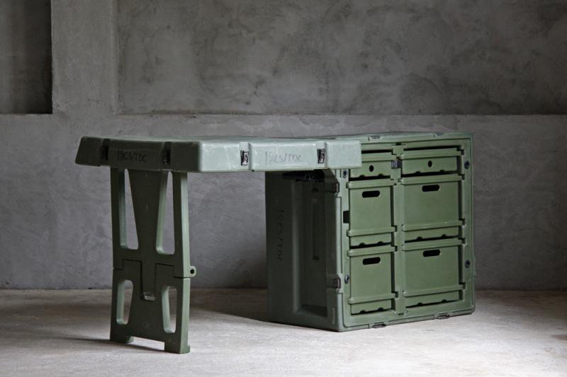 PELICAN FIELD DESK U.S SURPLUS / 米軍払い下げ フィールドデスク