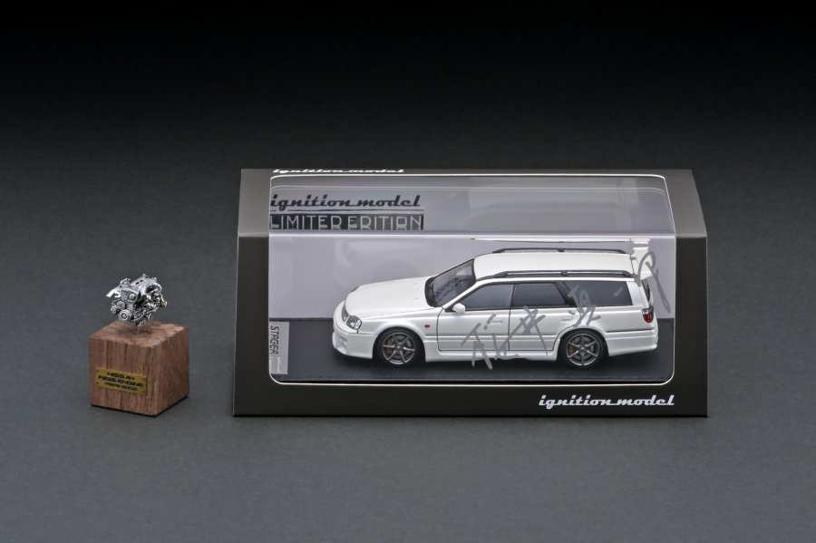 IG  Nissan STAGEA RS WGNC Pearl White With Engine