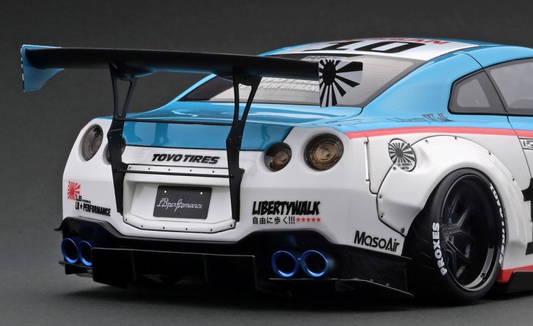 IG2344 1/18 LB-WORKS Nissan GT-R R35 type 2 White/Blue - ig-model