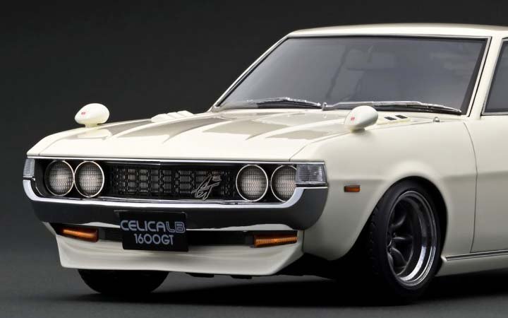 IG 2605 1/18 Toyota Celica 1600GT LB (TA27) White With Engine WEB