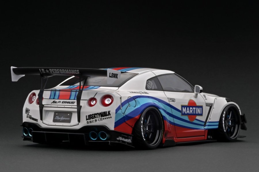 IG2958 1/18 LB-WORKS Nissan GT-R R35 type 2 White/Blue/Red 