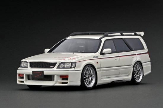 IG  Nissan STAGEA RS WGNC Pearl White   ig model