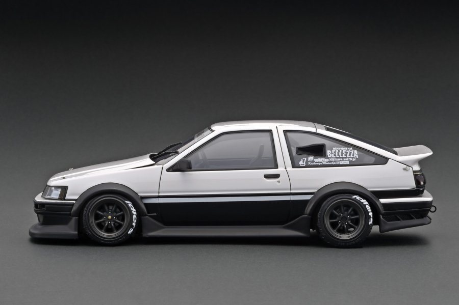 IG2612 1/18 RWB AE86 White/Black - ig-model