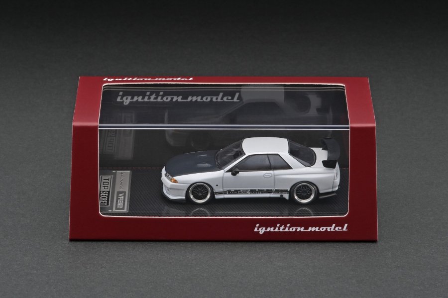 IG2395 1/64 TOP SECRET GT-R (VR32) Matte Pearl White - ig-model