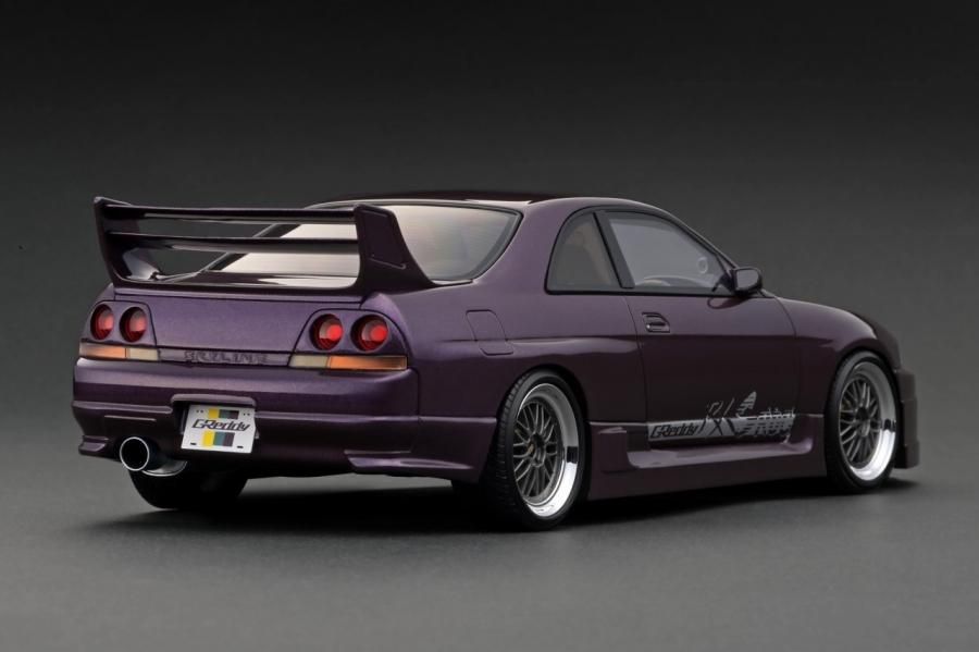 イグニッションモデル 1/18 GReddy GT-R (BCNR33) シルバー