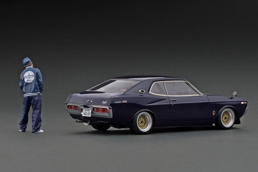 WEB限定】 IG3009 1/18 Nissan Laurel 2000SGX (C130) Purple With Mr