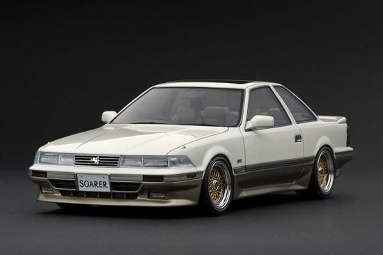 IG3479 1/18 Toyota Soarer (Z20) 3.0GT-LIMITED White/Gold