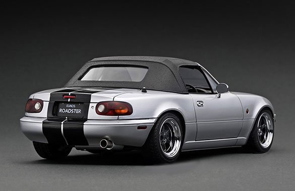 蔵出しモデル】IG3202 1/18 Eunos Roadster (NA) Silver With Engine - ig-model