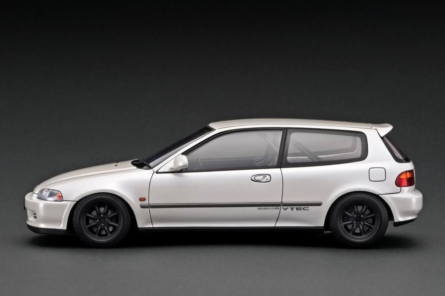 IG3684 1/18 Honda CIVIC (EG6) White - ig-model