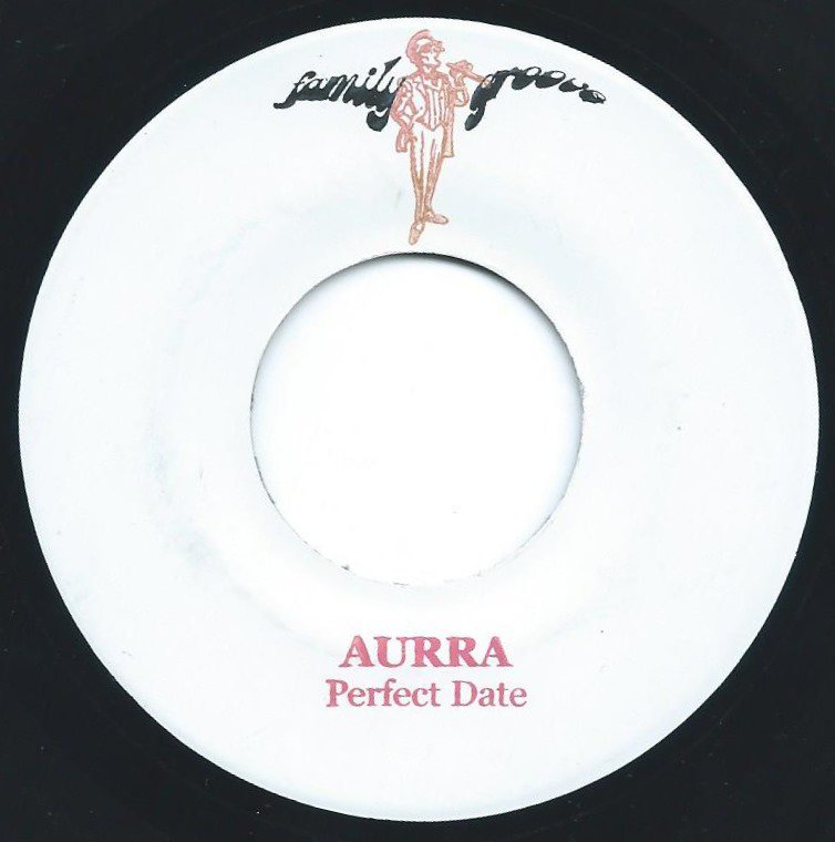 AURRA / PERFECT DATE (7