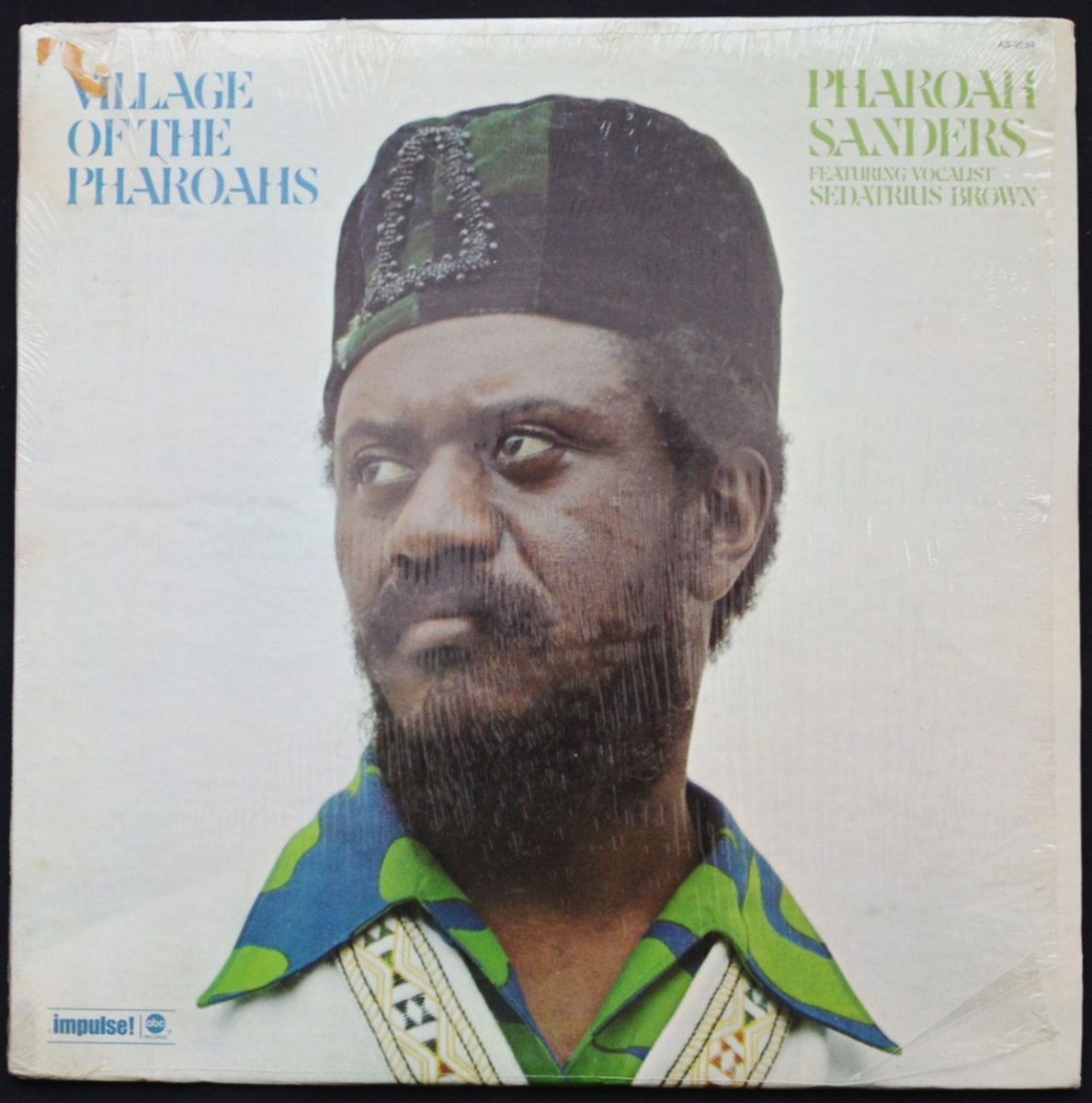 PHAROAH SANDERS FEATURING VOCALIST SEDATRIUS BROWN / VILLAGE OF THE PHAROAHS (LP)