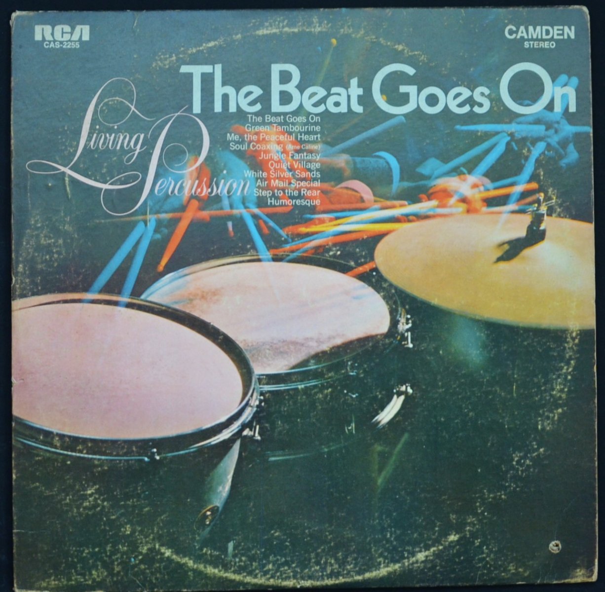 LIVING PERCUSSION / THE BEAT GOES ON (LP)