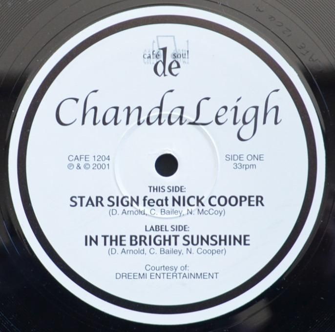 CHANDA LEIGH / STAR SIGN / IN THE BRIGHT SUNSHINE (12
