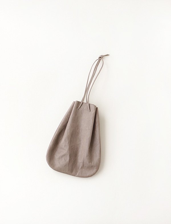 ARTS&CRAFTS - VEGETABLE HORSE LEATHER / DROP SHAPE