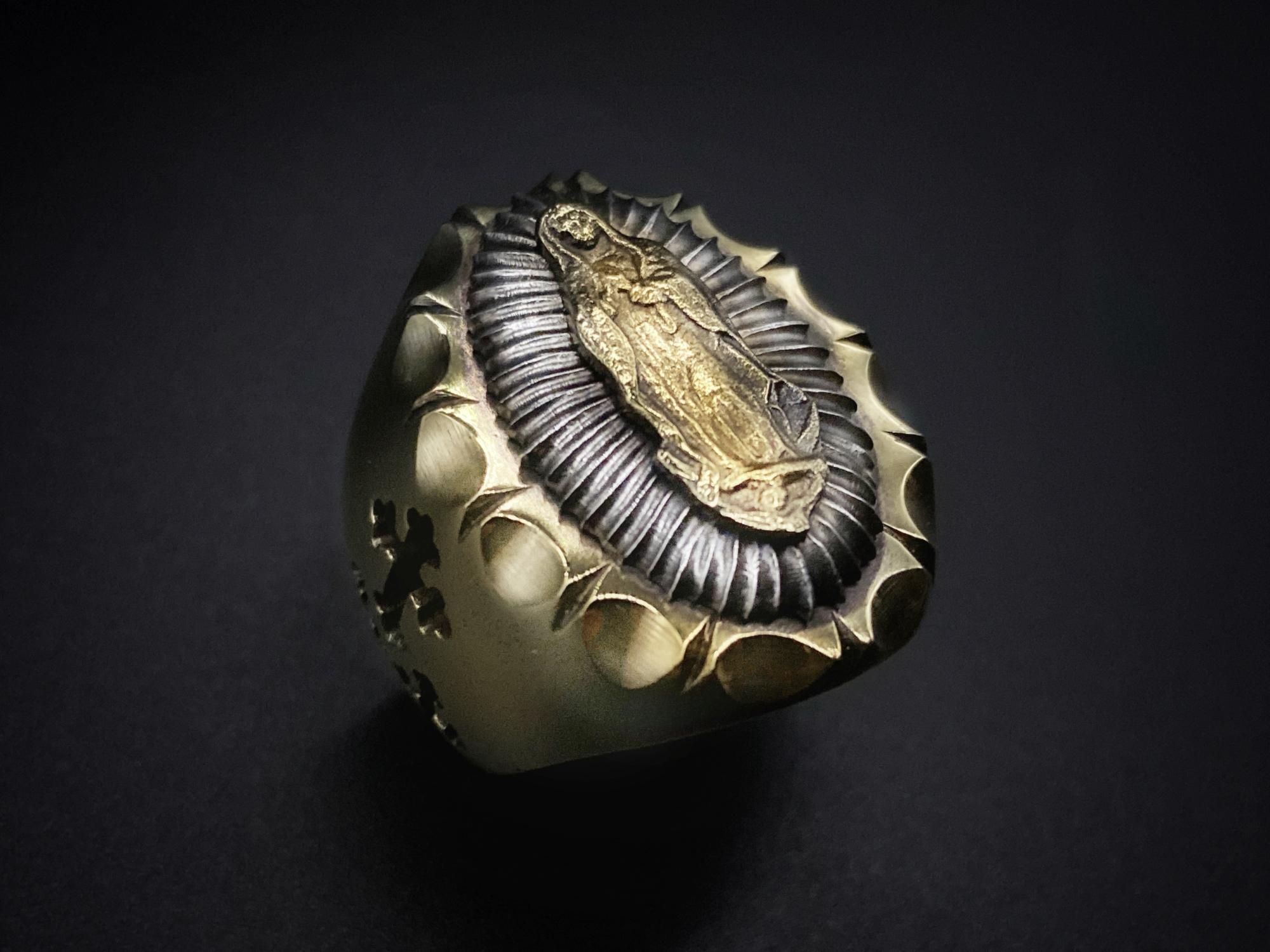シルバーアクセサリーブランドsilly essence factory(シリー