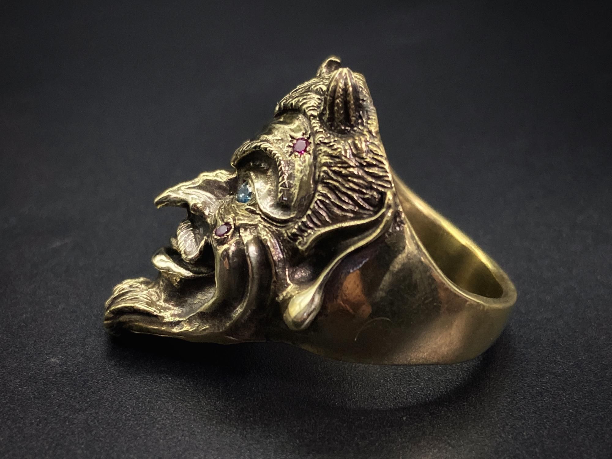 シルバーアクセサリーブランドsilly essence factory(シリー
