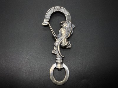 silly essence/panther key holder/silver