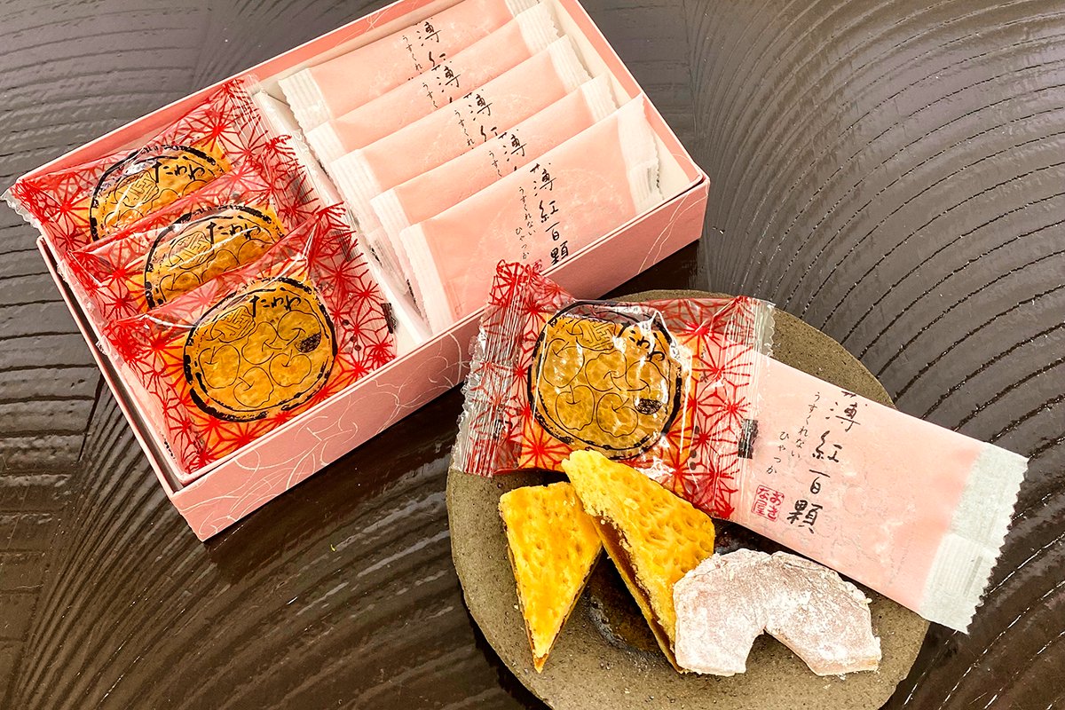 りんご小箱・おきな屋人気の薄紅百顆とたわわの詰合わせ - 和菓子のおきな屋