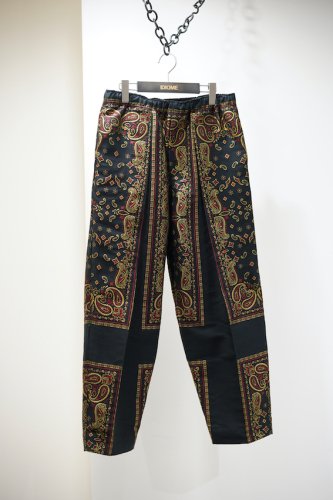 Paisley jacquard pants<img class='new_mark_img2' src='https://img.shop-pro.jp/img/new/icons14.gif' style='border:none;display:inline;margin:0px;padding:0px;width:auto;' />
