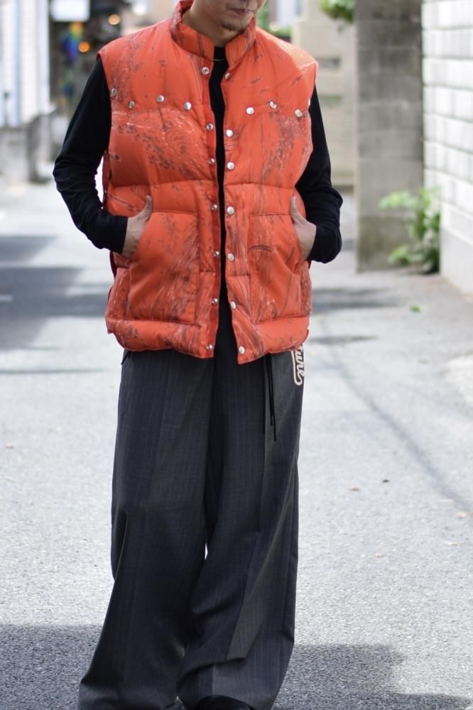 MARBLE BANDANA PUFFER VEST red - IDIOME | ONLINE SHOP 熊本のセレクトショップ