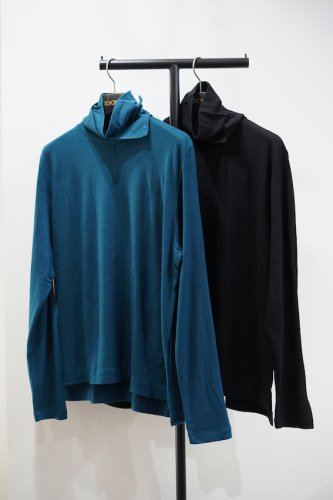 DOUBLE HIGHNECK LS T-SHIRTS<img class='new_mark_img2' src='https://img.shop-pro.jp/img/new/icons14.gif' style='border:none;display:inline;margin:0px;padding:0px;width:auto;' />