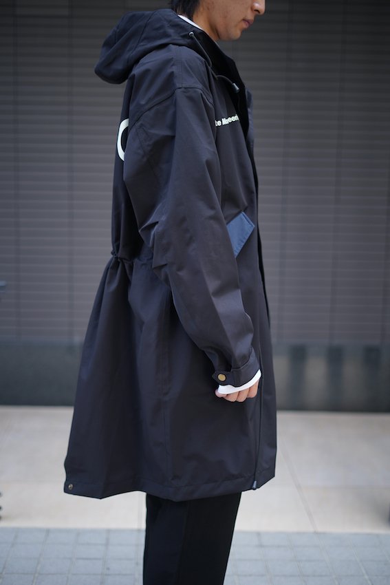 注目ブランドのギフト 未使用 22AW WMBC KIU 3 LAYERED MODS COAT