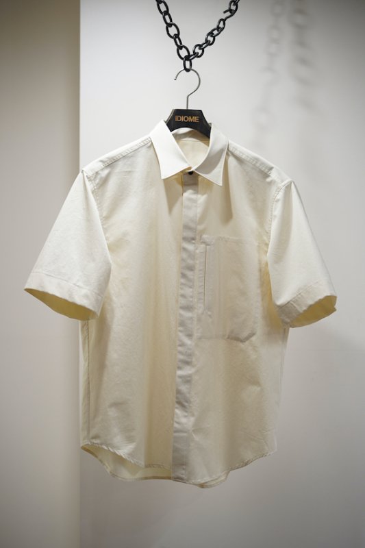 FLY FRONT SHORT-SLEEVED SHIRT ivory - IDIOME | ONLINE SHOP 熊本の