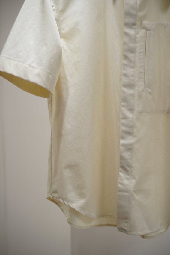 FLY FRONT SHORT SLEEVED SHIRT ivory   IDIOME   ONLINE SHOP 熊本の