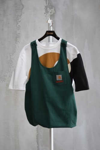 T-shirt with Green Vest