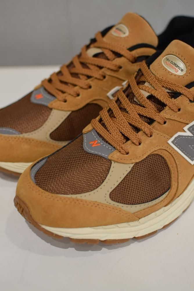 M2002R FF（スニーカー）｜New Balance（ニューバランス）のファッション通販 - ZOZOTOWN