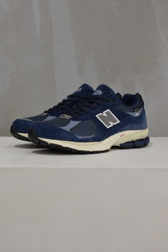 M2002R GTX navy<img class='new_mark_img2' src='https://img.shop-pro.jp/img/new/icons14.gif' style='border:none;display:inline;margin:0px;padding:0px;width:auto;' />