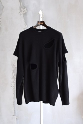 Hole knit pullover