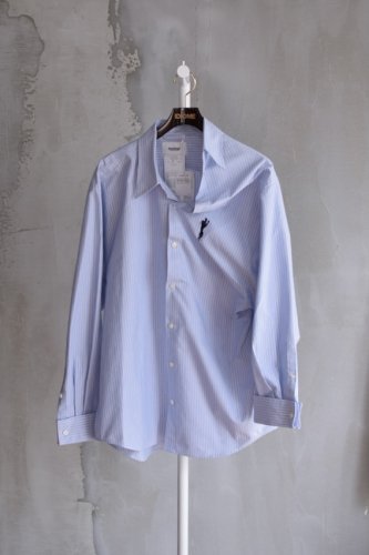 HALF LOOSE STRIPE SHIRT blue<img class='new_mark_img2' src='https://img.shop-pro.jp/img/new/icons14.gif' style='border:none;display:inline;margin:0px;padding:0px;width:auto;' />