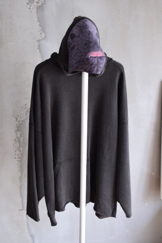 ANIMAL TRIM OVERSIZED HOODIE<img class='new_mark_img2' src='https://img.shop-pro.jp/img/new/icons14.gif' style='border:none;display:inline;margin:0px;padding:0px;width:auto;' />