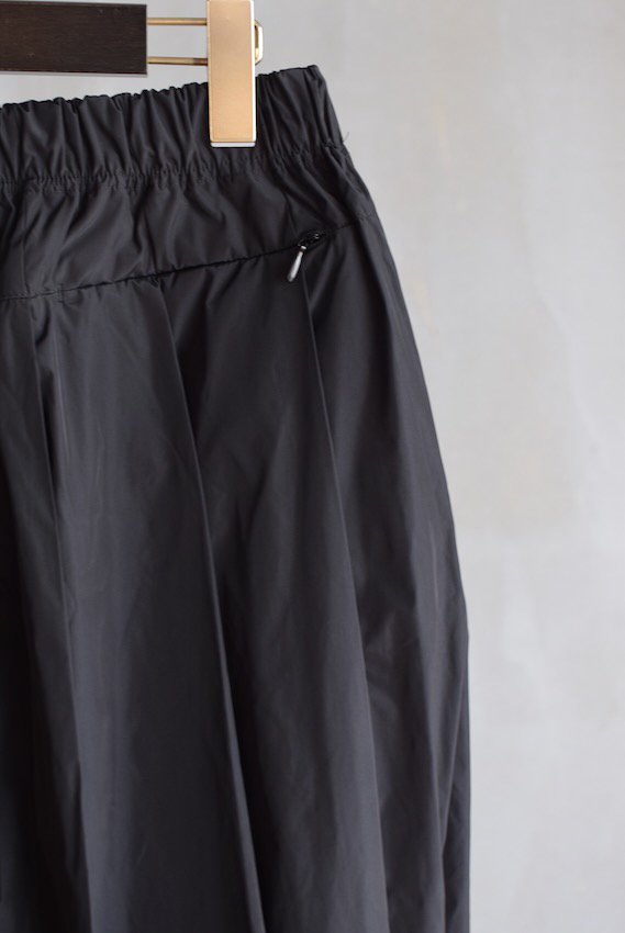 NYLON BALLOON PANTS black - IDIOME | ONLINE SHOP 熊本のセレクト