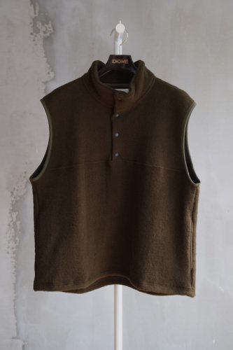Wool Pile Vest olive<img class='new_mark_img2' src='https://img.shop-pro.jp/img/new/icons14.gif' style='border:none;display:inline;margin:0px;padding:0px;width:auto;' />