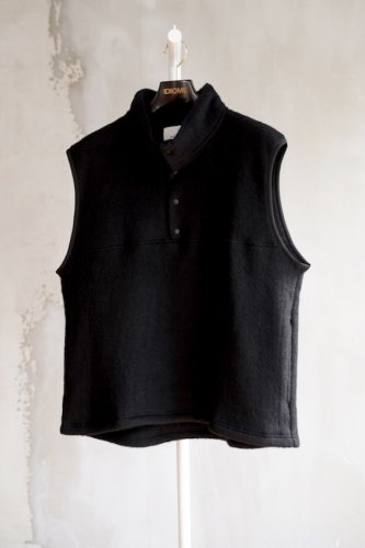 Wool Pile Vest black