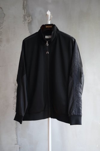 Track jacket<img class='new_mark_img2' src='https://img.shop-pro.jp/img/new/icons14.gif' style='border:none;display:inline;margin:0px;padding:0px;width:auto;' />