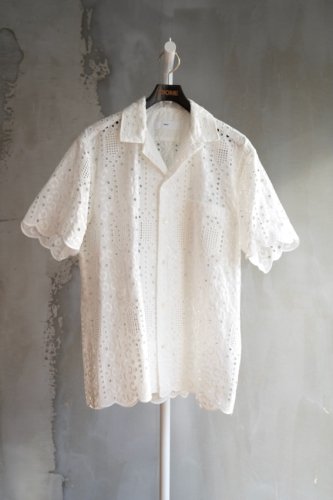 Lace S/S shirt<img class='new_mark_img2' src='https://img.shop-pro.jp/img/new/icons14.gif' style='border:none;display:inline;margin:0px;padding:0px;width:auto;' />