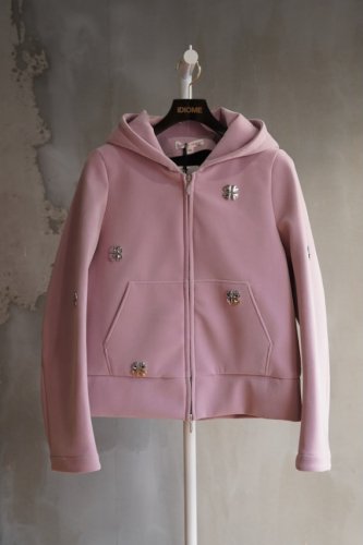 FLOCKY DOLL ZIP-UP HOODIE<img class='new_mark_img2' src='https://img.shop-pro.jp/img/new/icons14.gif' style='border:none;display:inline;margin:0px;padding:0px;width:auto;' />
