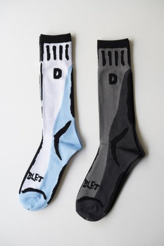 TWO-DIMENSIONAL SOCKS<img class='new_mark_img2' src='https://img.shop-pro.jp/img/new/icons14.gif' style='border:none;display:inline;margin:0px;padding:0px;width:auto;' />