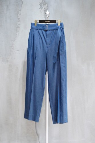 Light Denim Pin Tuck Wide Pants with Long Belt<img class='new_mark_img2' src='https://img.shop-pro.jp/img/new/icons14.gif' style='border:none;display:inline;margin:0px;padding:0px;width:auto;' />