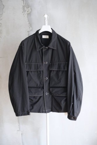 LIGTH FIELD JACKET<img class='new_mark_img2' src='https://img.shop-pro.jp/img/new/icons14.gif' style='border:none;display:inline;margin:0px;padding:0px;width:auto;' />