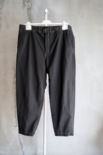 BELTED CARROT PANTS (P)<img class='new_mark_img2' src='https://img.shop-pro.jp/img/new/icons14.gif' style='border:none;display:inline;margin:0px;padding:0px;width:auto;' />