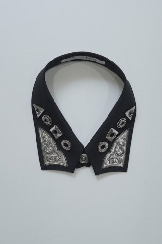 Metal collar