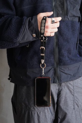 Leather phone handle strap