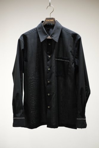 EMBROIDERY BOXY SHIRT<img class='new_mark_img2' src='https://img.shop-pro.jp/img/new/icons14.gif' style='border:none;display:inline;margin:0px;padding:0px;width:auto;' />