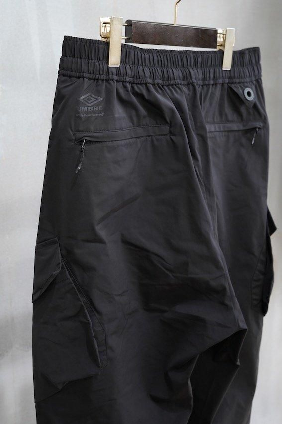 UMBRO×WM EASY CARGO PANTS WM × UMBRO EASY CARGO PANTS - White mountaineering