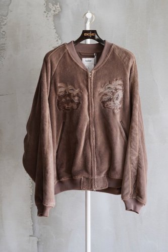 CHAOS EMBROIDERY SPA VENIER JACKET (BROWN)<img class='new_mark_img2' src='https://img.shop-pro.jp/img/new/icons14.gif' style='border:none;display:inline;margin:0px;padding:0px;width:auto;' />